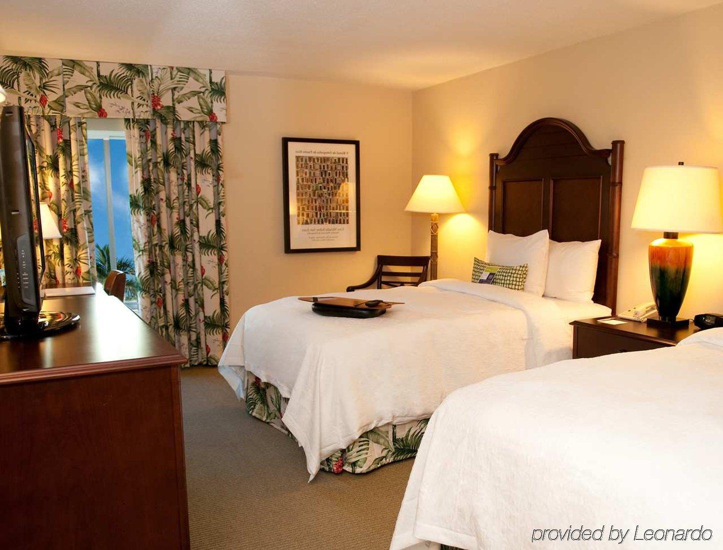Hampton Inn & Suites San Juan Carolina Zimmer foto